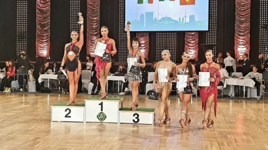 Vietnamese dancer shines on the world stage